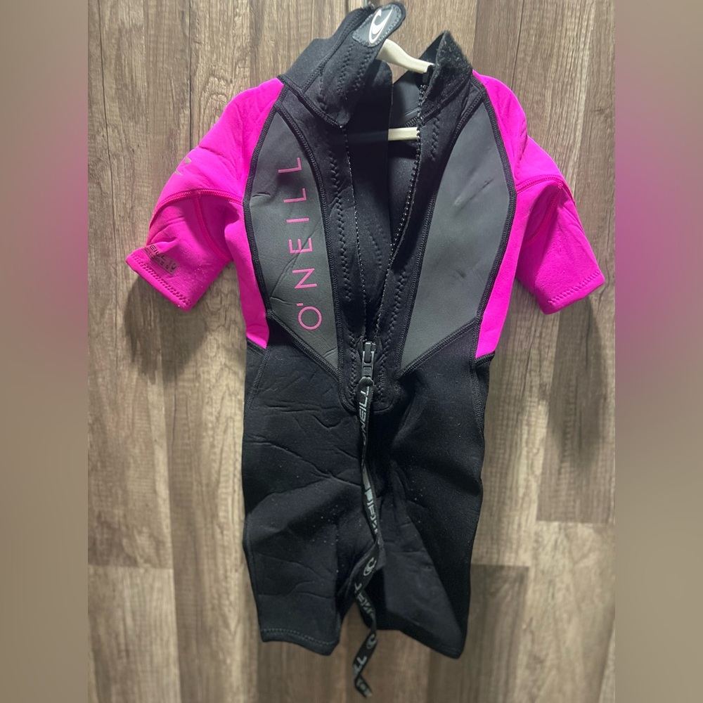 O'Neill Kids Pink and Black Short Sleeve Wetsuit 4t kids girls toddler VGUC - Picture 4 of 6